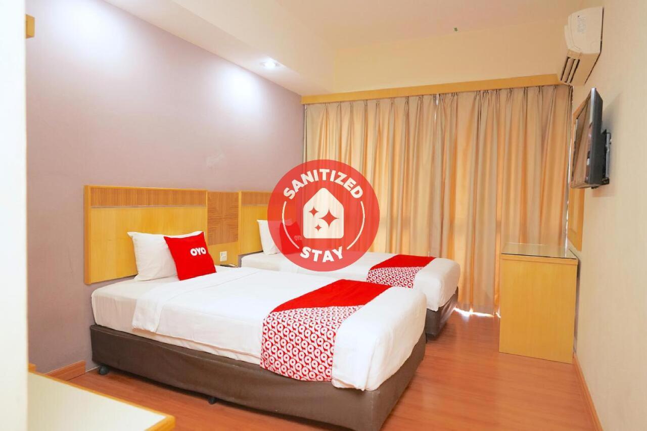 Oyo 89866 Houz Inn Bintulu Exterior foto