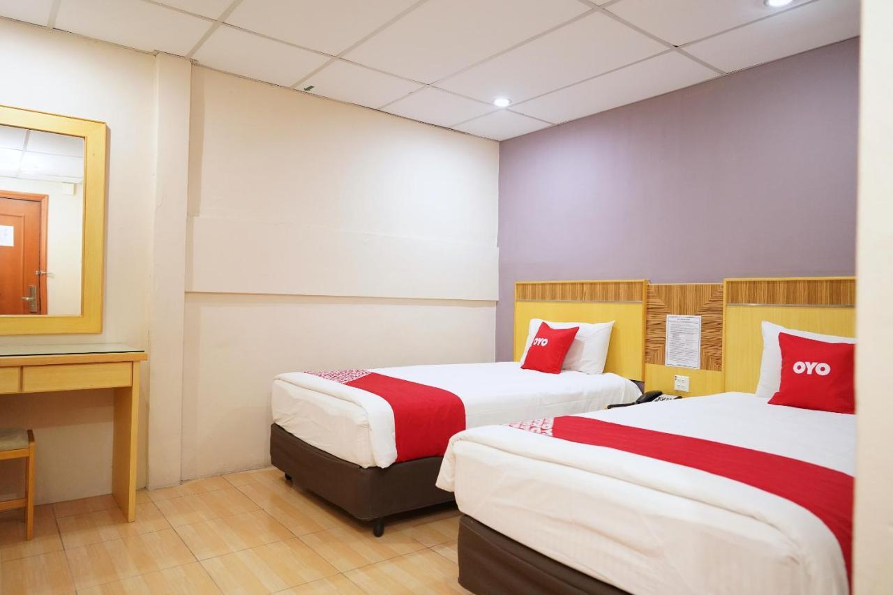 Oyo 89866 Houz Inn Bintulu Exterior foto
